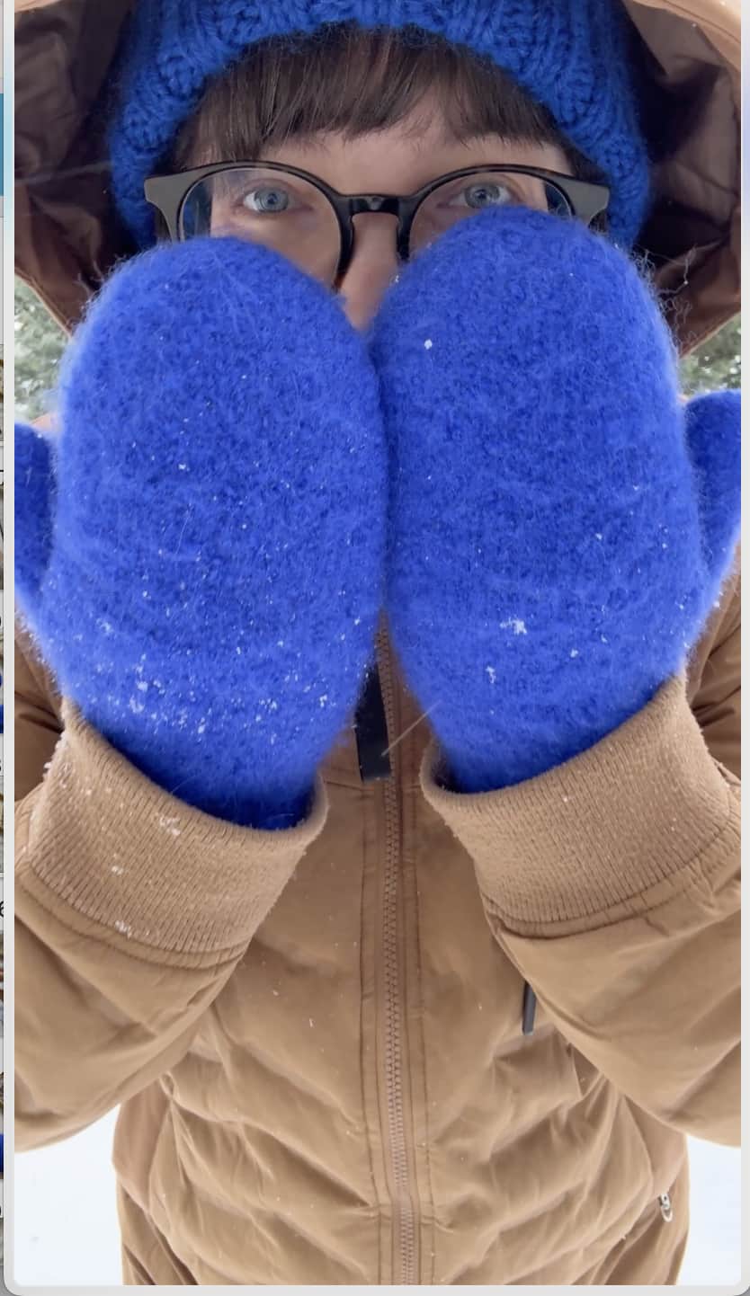 Bláir þæfðir vettlingar